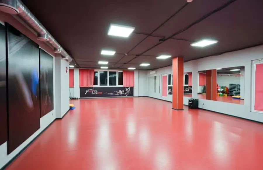 Зал бокса Fit zone в Анапе: Бокс , Я Боксер 🥊 , Тренажёрный зал , Фитнес , Йога, Бойцовский клуб , Рукопашный бой , Боевые искусства , Самооборона , Классический Бокс 🥊 , Развиваться,