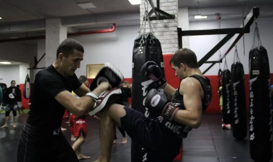 Бойцовский клуб Кузня в Анапе: Бойцовский клуб, Бокс , Я Боксер 🥊 , Рукопашный бой , Самооборона , Боевые искусства , Кикбоксинг , Классический Бокс 🥊 ,