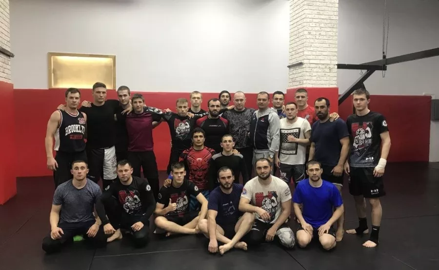 Бойцовский клуб Кузня в Анапе: Бойцовский клуб, Бокс , Я Боксер 🥊 , Рукопашный бой , Самооборона , Боевые искусства , Кикбоксинг , Классический Бокс 🥊 ,