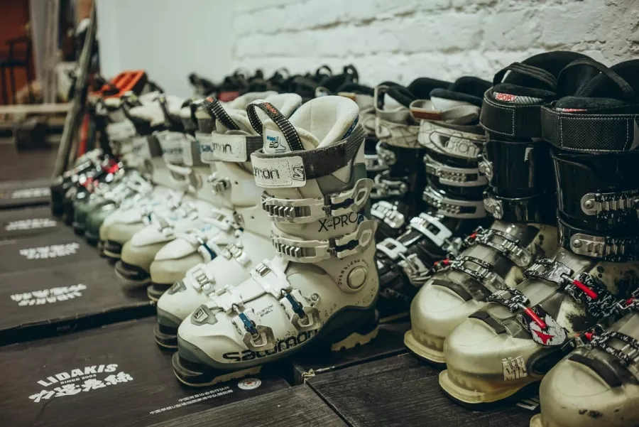 Горнолыжный прокат СнегуРу в Красной Поляне: Аренда, Лыжи, Сноуборд, Зима, Снег,