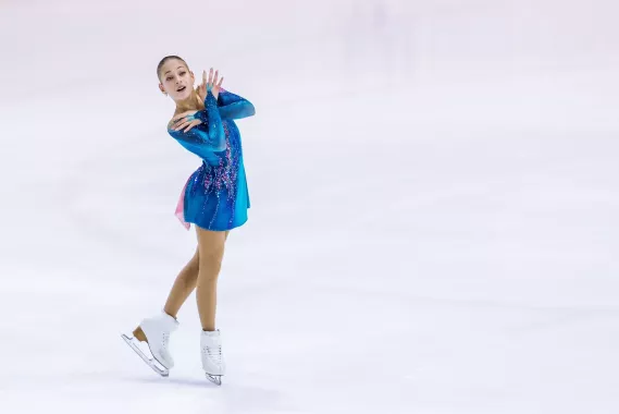 Школа фигурного катания "АКСЕЛЬ" на Дзержинского