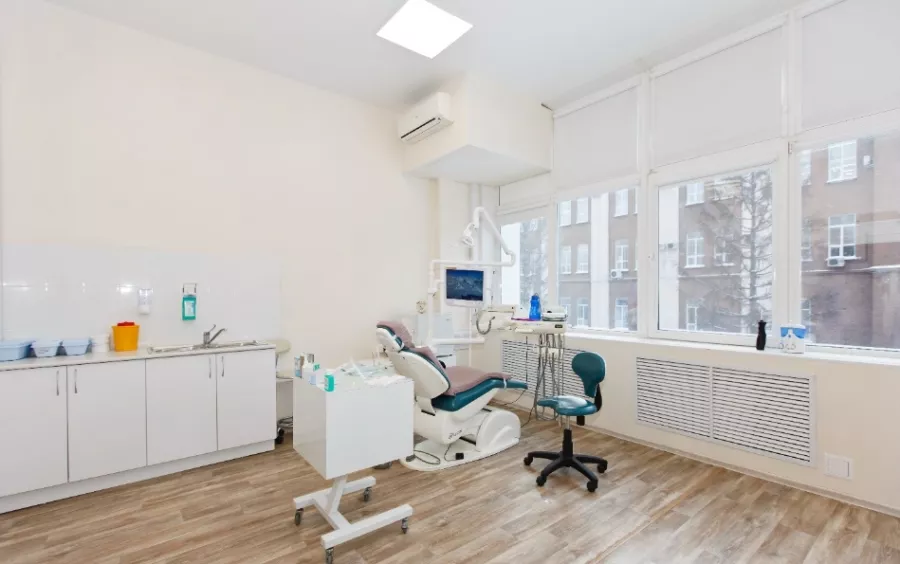 Стоматологическая клиника Perlamutr в Новосибирске: Стоматологическая клиника, Лечение зубов, Лечение десен, Удаление зуба, Пломбирование, Отбеливание, Протезирование ,