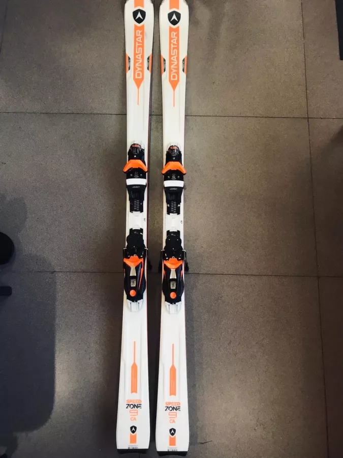 Горнолыжный прокат Just-ski в Сочи: Аренда, Лыжи, Сноуборд, Снег, Зима, Зимний спорт, Зимнийкостюм, Горнолыжный,