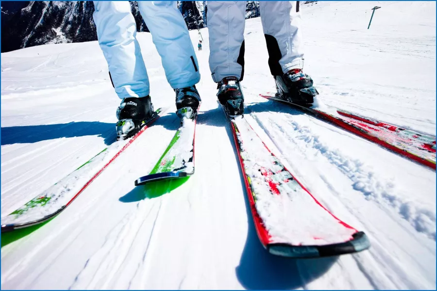 Прокатная компания Новотель Резорт Красная Поля в Красной Поляне: Аренда, Лыжи, Сноуборд, Снег, Зима, Снаряжение,