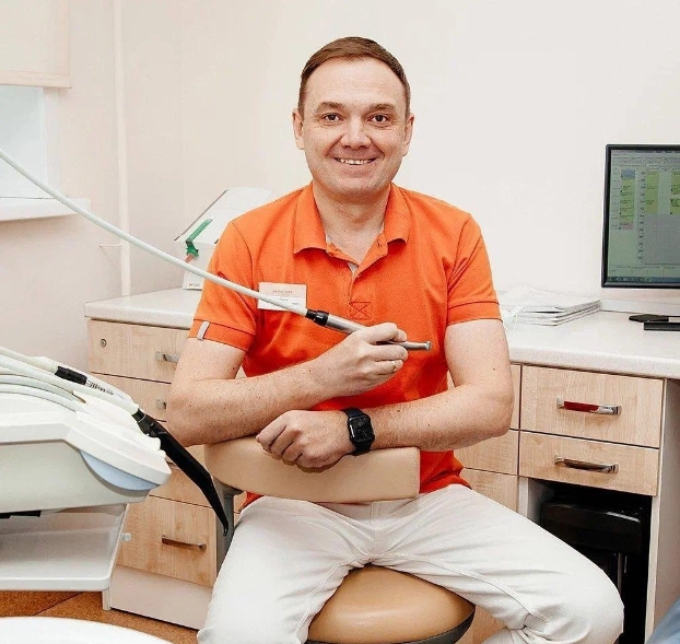 Стоматологическая клиника Академия в Новосибирске: Стоматологическая клиника, Лечение зубов, Лечение десен, Удаление зуба, Пломбирование, Отбеливание, Протезирование ,