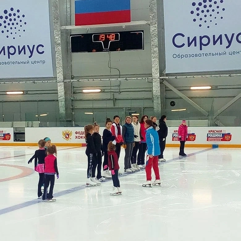 Клуб фигурного катания Профессионал в Сочи: Фигурное катание, Лед, Каток, Коньки, Зима, Зимний спорт, Зимнийкостюм, Тренировка,