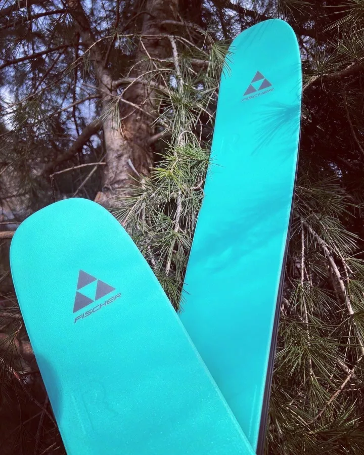 Горнолыжный прокат Вершина на Волоколамской в Красной Поляне: Аренда, Лыжи, Сноуборд, Снег, Зима,