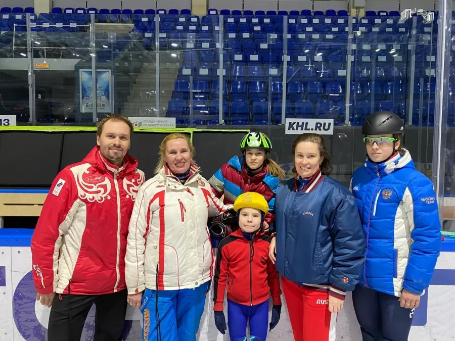 ГБУ Но СШОР по ледовым видам спорта в Нижнем Новгороде: Хоккей, Фигурное катание, Лед, Зима, Каток, Коньки,