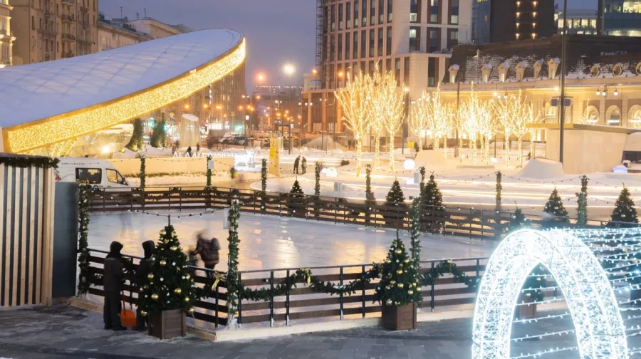 Каток MEGAICE в ТЦ Авиапарк в Москве: Фигурное катание, Каток, Коньки, Лед, Зимний спорт, Зимний костюм, Зима, Веселье,