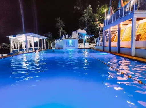 Отель «Little Santorini Mountain Resort»