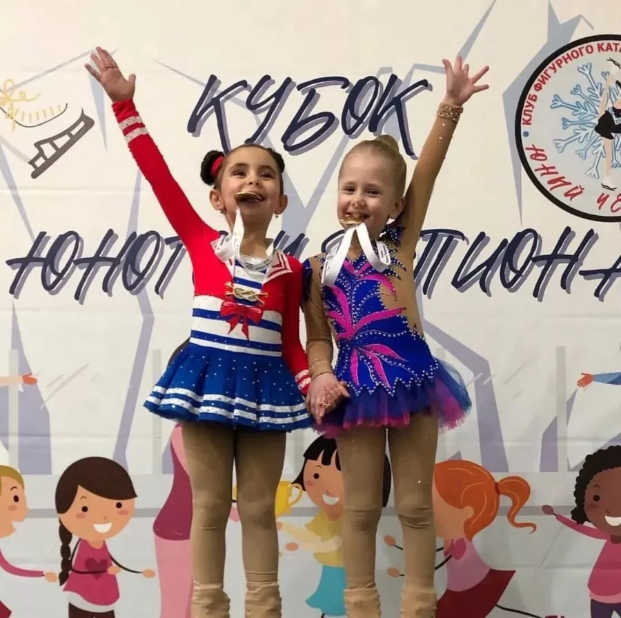 Клуб фигурного катания Движение Дворец Спорта в Казани: Фигурное катание, Лед, Коньки, Каток, Зима, Зимний спорт, Зимнийкостюм, Тренировка,