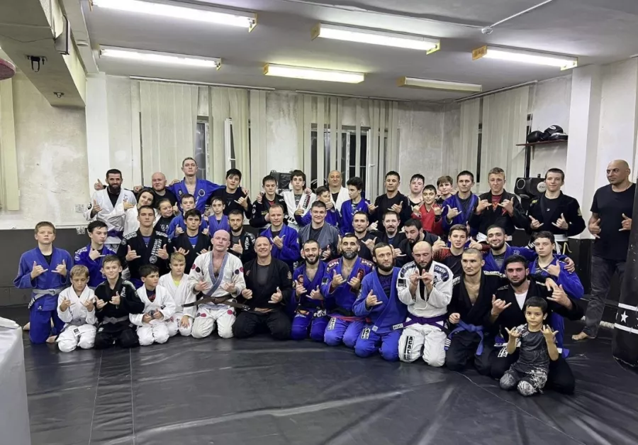 Спортивная секция Agate Bjj в Адлере: Грэпплинг, Джиу-джитсу, Развиваться, Боевые виды искусства , Фитнес, Самооборона , Борьба,