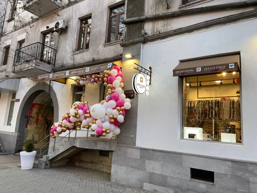 Магазин Brand Room Women в Ереване: Мода, Модно, Дизайн, Шоу-рум, стиль,