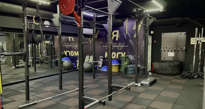 Фитнес-клуб "One fit"