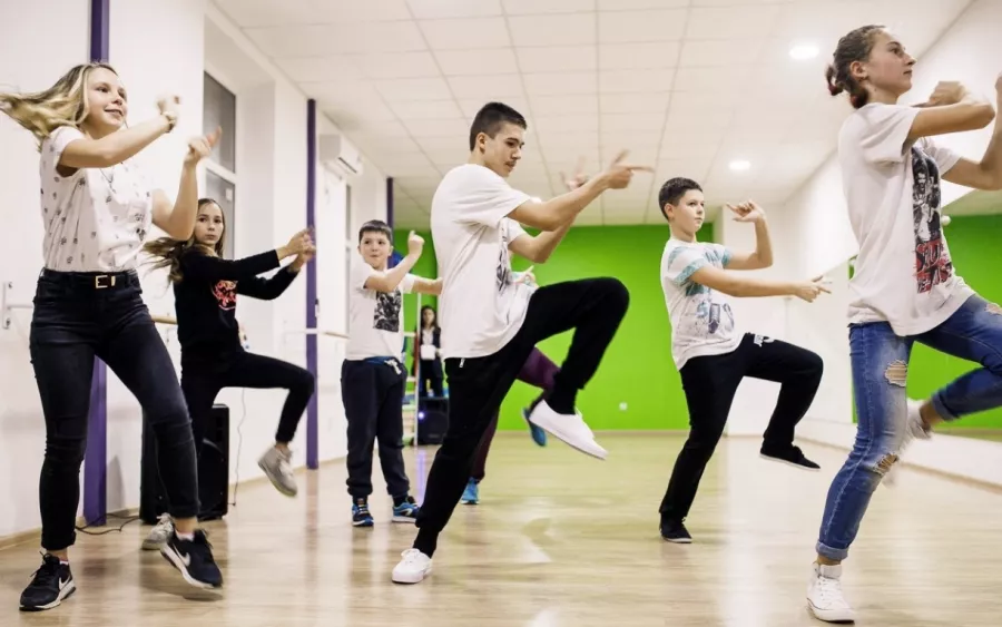Профессиональная школа танца и фитнеса Джем в Краснодаре: Бодифлекс, Зумба, Отдельный женский зал, Стретчинг, Развиваться, Фитнес, Пилатес, Йога,