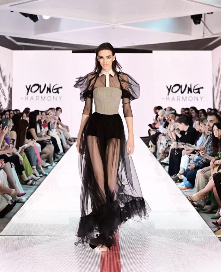Магазин одежды Made Fashion Corner в Ереване: Одежда для Женщин , Одежда для Мужчин , Стиль , Дизайн, Зрелища, Аксессуары, Модная , Бутик,
