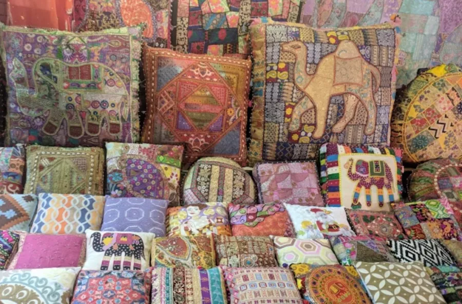 Текстильный базар Textile Souk в Дубаи: Textile Souk, Textile, Базар, Текстиль , Шоппинг , Магазин , Trip , Shopping , Что посет ,
