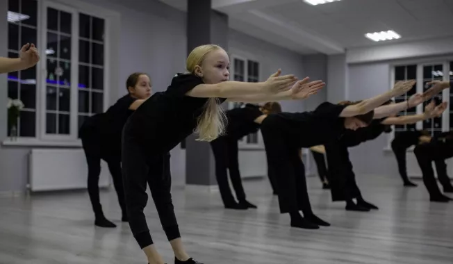 ​Школа современного танца "Эксперимент"