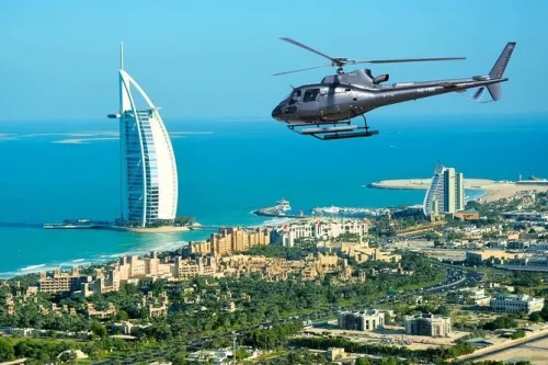 Обзорные экскурсии на вертолете от компании Falcon Helitours в Дубаи