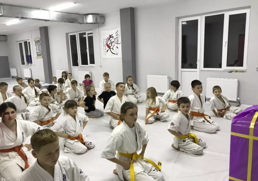 Спортивный клуб Ягуар в Краснодаре: Бокс, Развитие, Пилатес, Зумба, Фитнес, Самбо, Дзюдо, Каратэ,