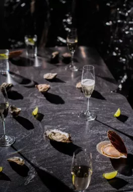​Рыбный ресторан "Lure Oyster Bar"