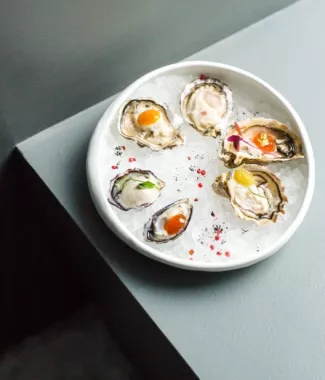 ​Рыбный ресторан "Lure Oyster Bar"