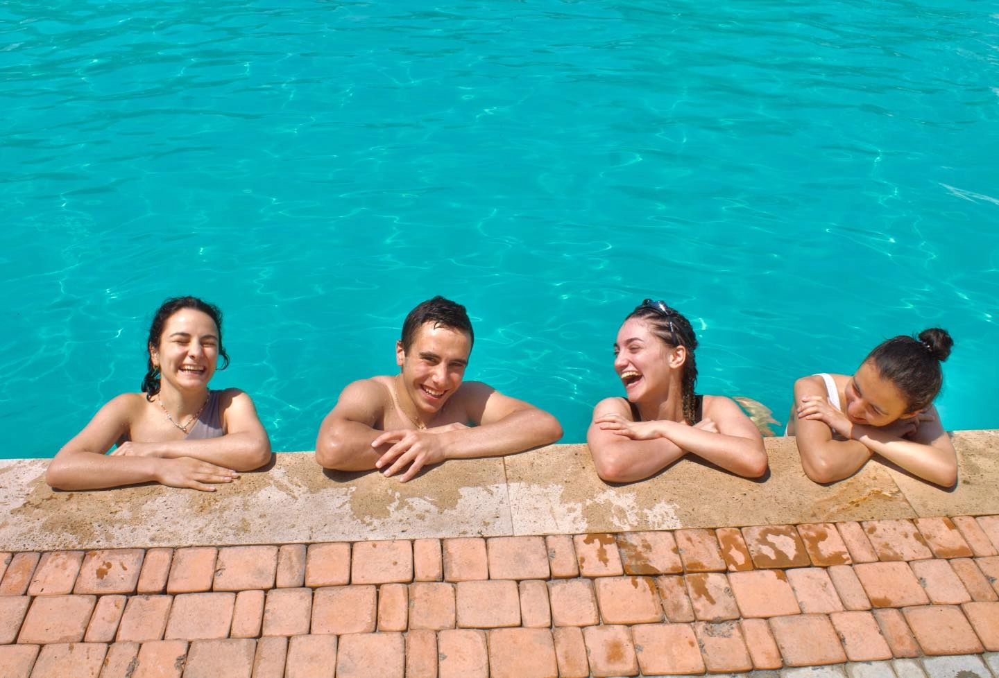 Бассейн "Lazur"