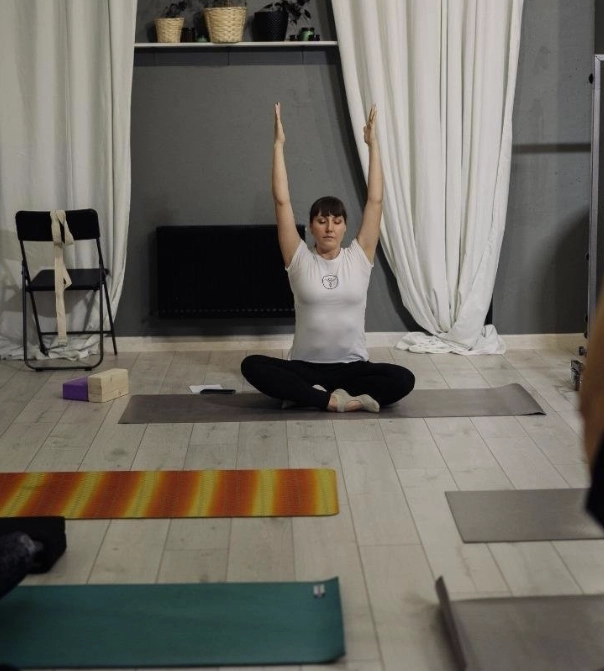 Студия йоги Vipassana в Краснодаре: Йога для детей, Йога для беременных, Айенгара, Аштанга, Кундалини, Хатха, Гвоздетерапия, Развиваться, Фитнес,