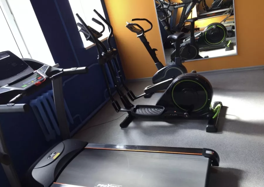 Фитнес-клуб Ambal Gym в Краснодаре: Зумба, Настольный теннис, Танцевальные программы, Развиваться, Фитнес, Персональный тренер, Массаж, Йога, Стретчинг,