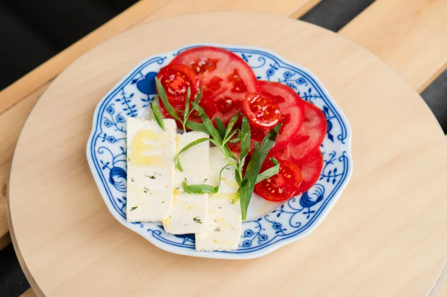 Гастробар Oops! в Ереване: Ресторан, Бар, Европейская кухня, Вино, Попробовать необычное, Встретиться с друзьями, Отдохнуть вечером,
