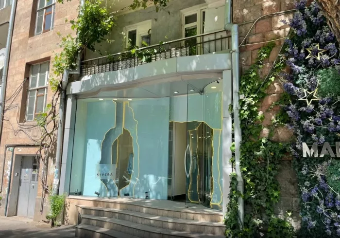 Магазин одежды Kivera Naynomis  в  Ереване