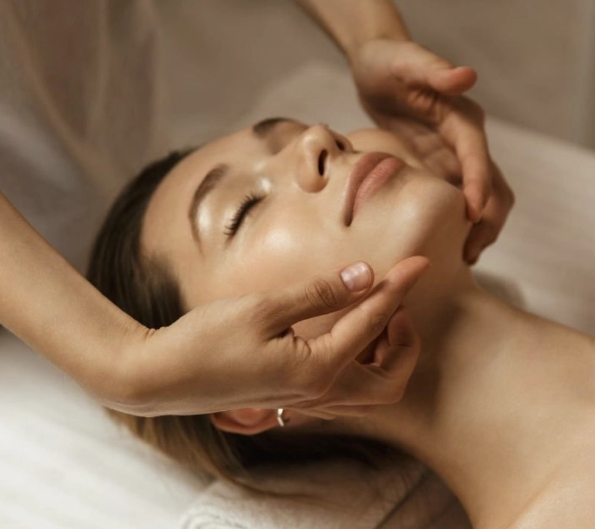 Студия йоги и массажа Yoga Veter в Краснодаре: Чистка, Фитнес, Развитие, Хатха,