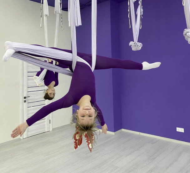 Студия растяжки Body&Mind studio в Краснодаре: Отдельный женский зал, Танцевальные программы, Аэройога, Гвоздетерапия, Развиваться, Фитнес, Пилатес, Стретчинг, Йога,