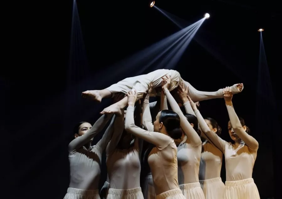 Школа танца и растяжки Vozdyx.dance в Ставрополе: Бачата, Брейк-данс, Танцы, Хатха, Фитнес, Развитие, Балет, Джаз,