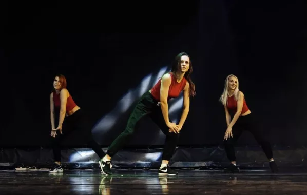 ​Школа танца и растяжки "Vozdyx.dance"