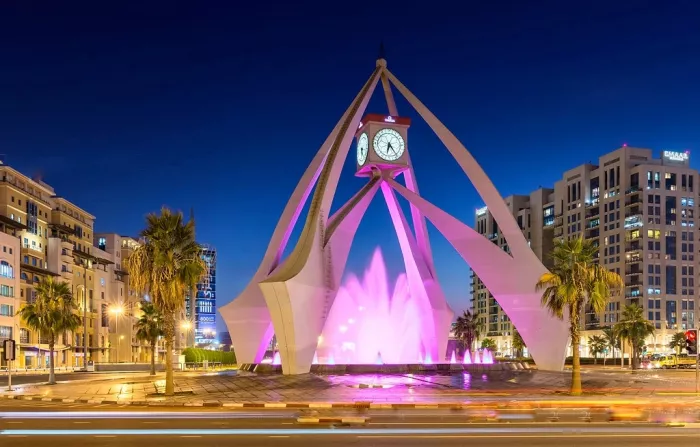 Архитектурная памятка Часовая башня Deira Clocktower  в  Дубаи