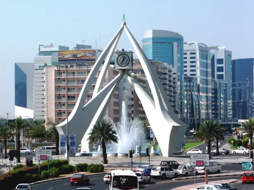 Архитектурная памятка Часовая башня "Deira Clocktower"
