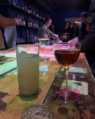 Бар ODD Fashioned  в  Ереване
