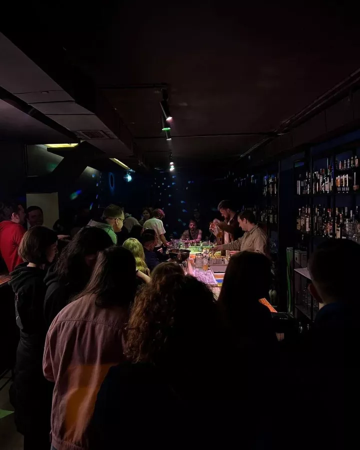 Бар ODD Fashioned в Ереване: Алкоголь, Коктейли, Авторские коктейли, Отдохнуть вечером, Бар, Встретиться с друзьями,