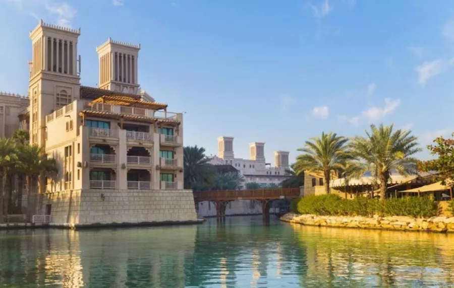 Курортный комплекс Madinat Jumeirah в Дубаи: Курорт, Курортный Комплекс , Туристам, Пора отдыхать, Что посетить , Крепость, Tourists , Visiting ,