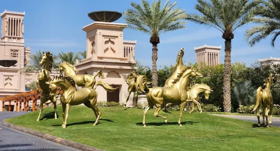 Курортный комплекс Madinat Jumeirah в Дубаи: Курорт, Курортный Комплекс , Туристам, Пора отдыхать, Что посетить , Крепость, Tourists , Visiting ,