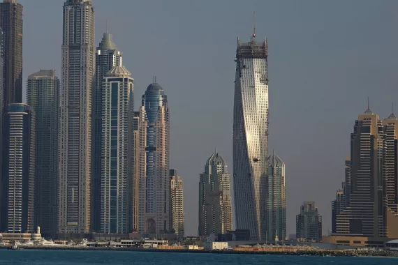 Небоскреб "Cayan Tower"