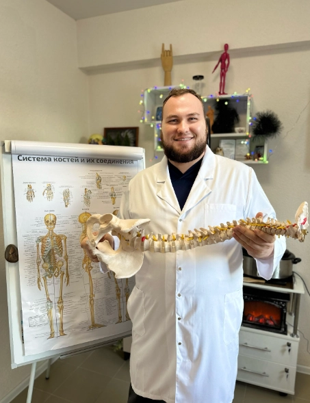 Услуги мануального терапевта  Академия Ахунова  в  Новосибирске