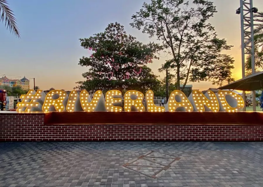 Променад Riverland Dubai в Дубаи: Прогулка, Променад, Фестьваль, Парк, Река, River, Riverland, Travelling ,
