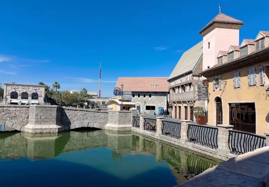 Променад Riverland Dubai в Дубаи: Прогулка, Променад, Фестьваль, Парк, Река, River, Riverland, Travelling ,