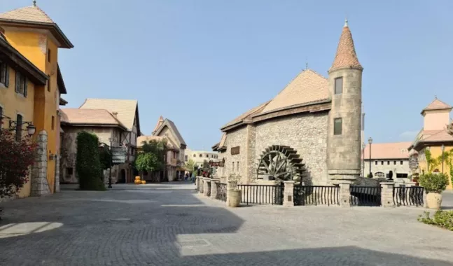 Променад “Riverland Dubai”