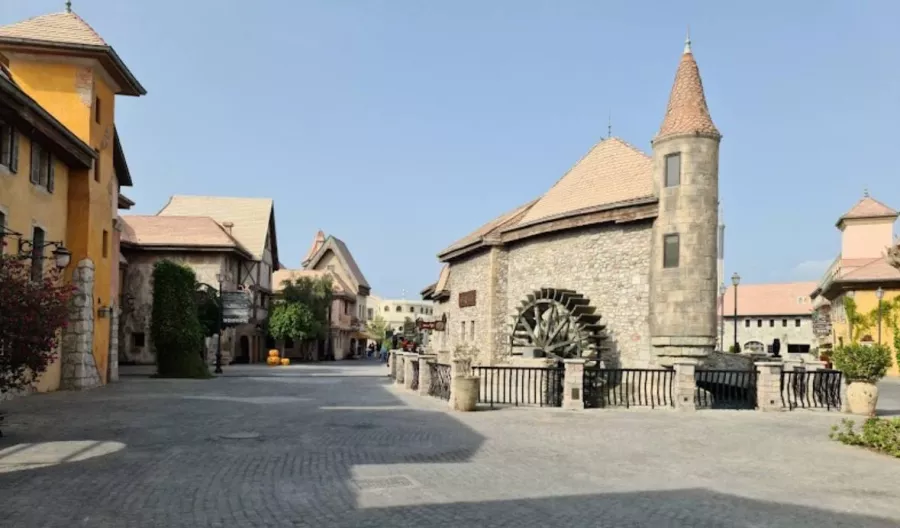Променад Riverland Dubai в Дубаи: Прогулка, Променад, Фестьваль, Парк, Река, River, Riverland, Travelling ,