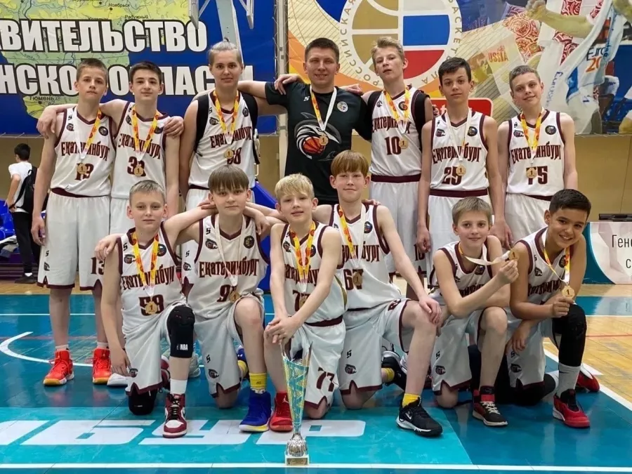 Спортивная школа им. А. Е. Кандел в Екатеринбурге: Спорт, Зал, Мяч, Тренер, Тренировка, Игры, Баскетбол,