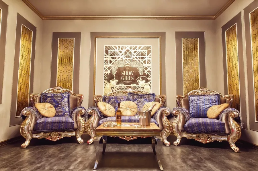 Ночной клуб Show Girls в Екатеринбурге: Шоу, Вечеринки, Бар, Танцы, Алкоголь, Знакомства,