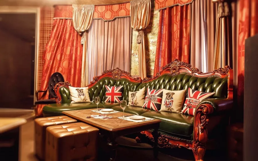 Ночной клуб Show Girls в Екатеринбурге: Шоу, Вечеринки, Бар, Танцы, Алкоголь, Знакомства,